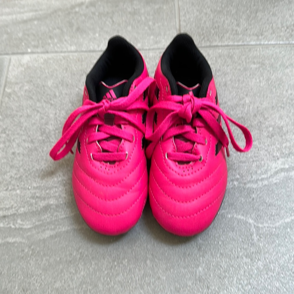 Pink adidas soccer cleats size 10US toddler